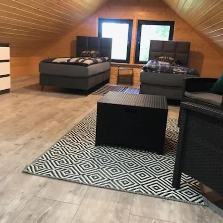 Mahoniowe Zacisze Holiday home *